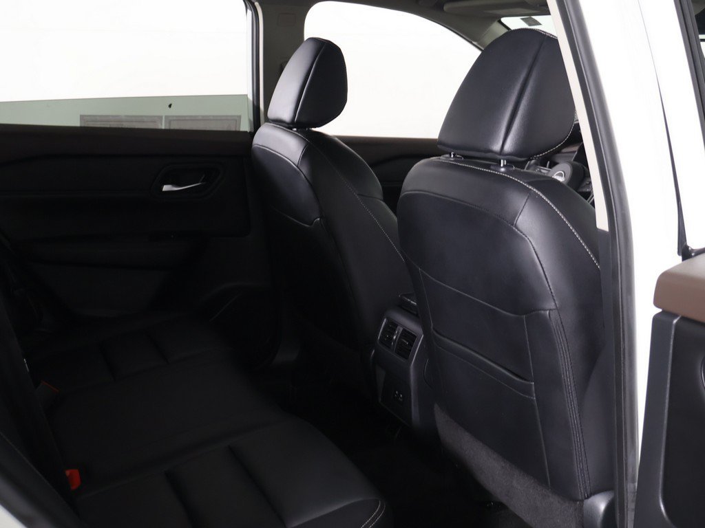 Used 2023 Nissan Rogue SL FWD image 28