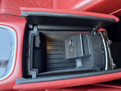 Used 2022 BMW 740i xDrive w/ M Sport Package image 24