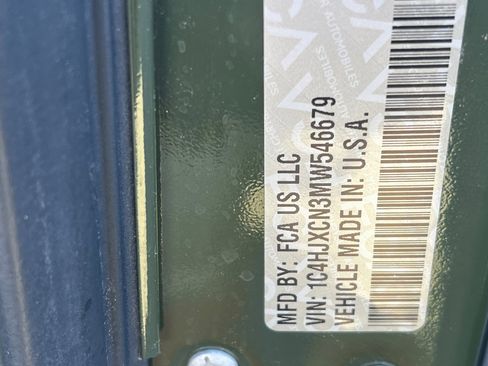 Used 2021 Jeep Wrangler Rubicon w/ Cold Weather Group image 31