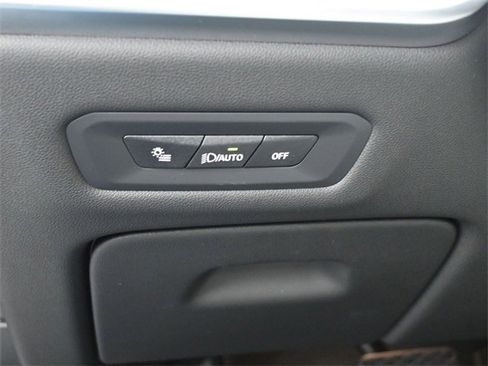 New 2026 BMW X5 sDrive40i w/ Climate Comfort Package image 21