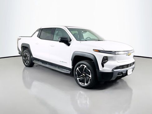 New 2026 Chevrolet Silverado EV LT image 3