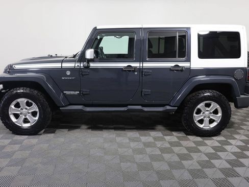 Used 2017 Jeep Wrangler Unlimited Sahara w/ Quick Order Package 24E Chief AWD/4WD image 2