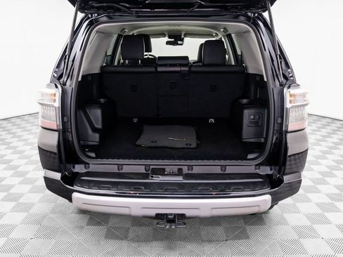 Used 2024 Toyota 4Runner TRD Off-Road Premium image 28