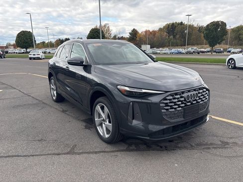 New 2025 Audi Q5 Premium Plus image 1