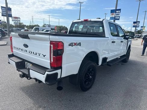 Used 2023 Ford F250 XL w/ STX Appearance Package AWD/4WD image 5
