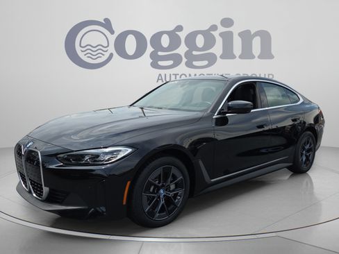 Used 2024 BMW i4 eDrive35 w/ Convenience Package RWD image 1