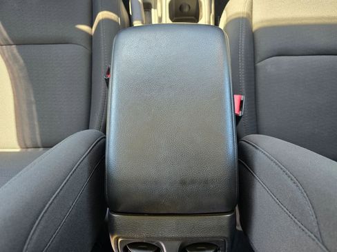 Used 2023 Jeep Wrangler Unlimited Sport image 36