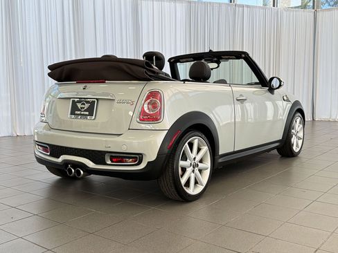 Used 2015 MINI Cooper S image 9