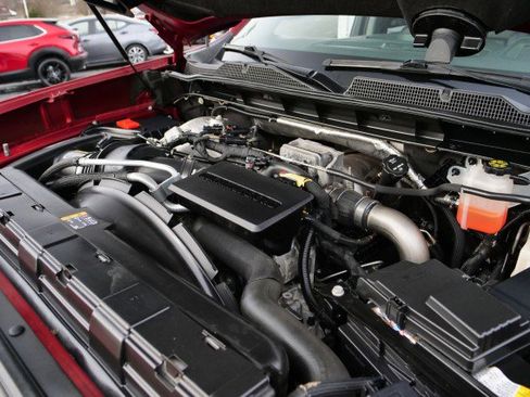 Used 2021 Chevrolet Silverado 2500 LTZ w/ LTZ Premium Package image 47