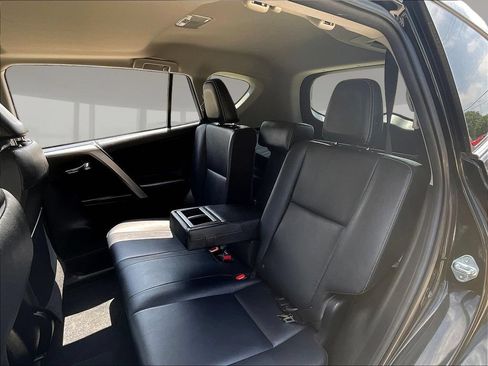 Used 2017 Toyota RAV4 Limited AWD/4WD image 21