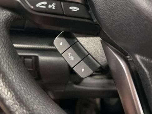 Certified 2021 Subaru Crosstrek 2.0i AWD/4WD image 23