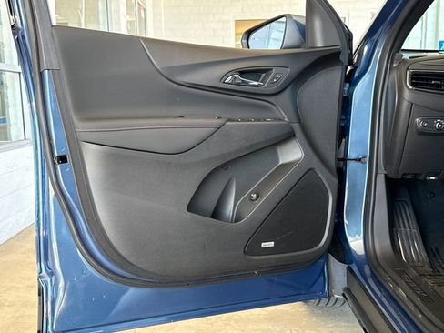 Used 2024 Chevrolet Equinox RS w/ RS Leather Package FWD image 10