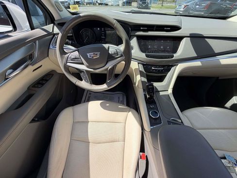 Certified 2023 Cadillac XT5 Premium Luxury w/ Technology Package AWD/4WD image 12