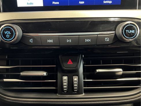 Used 2022 Ford Escape SE w/ Cold Weather Package FWD image 28