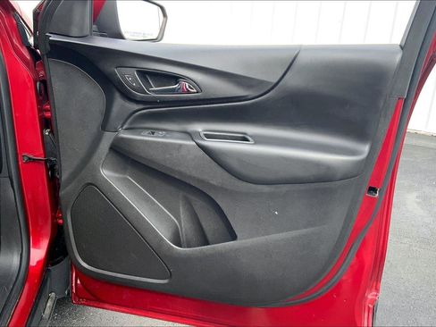 Used 2018 Chevrolet Equinox LT image 22
