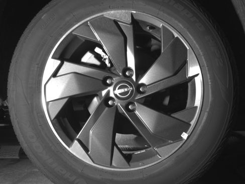 Used 2025 Nissan Rogue SV AWD/4WD image 15