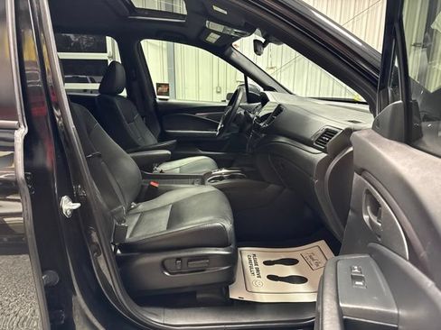 Used 2023 Honda Passport EX-L image 27