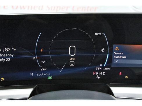 Used 2024 Cadillac Lyriq Sport RWD image 15