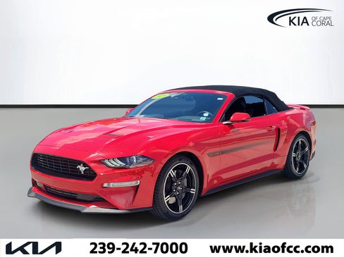Used 2020 Ford Mustang GT Premium w/ Equipment Group 401A RWD image 3