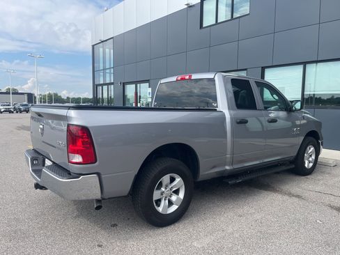 Used 2024 RAM 1500 Classic SLT AWD/4WD image 2