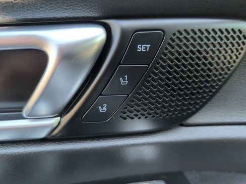 Used 2021 Kia Telluride SX w/ SX Prestige Package AWD/4WD image 9