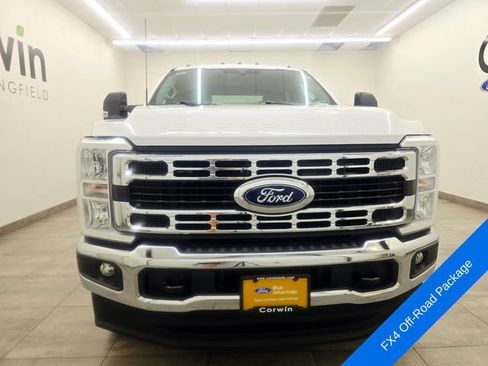 Certified 2025 Ford F350 XLT AWD/4WD image 9