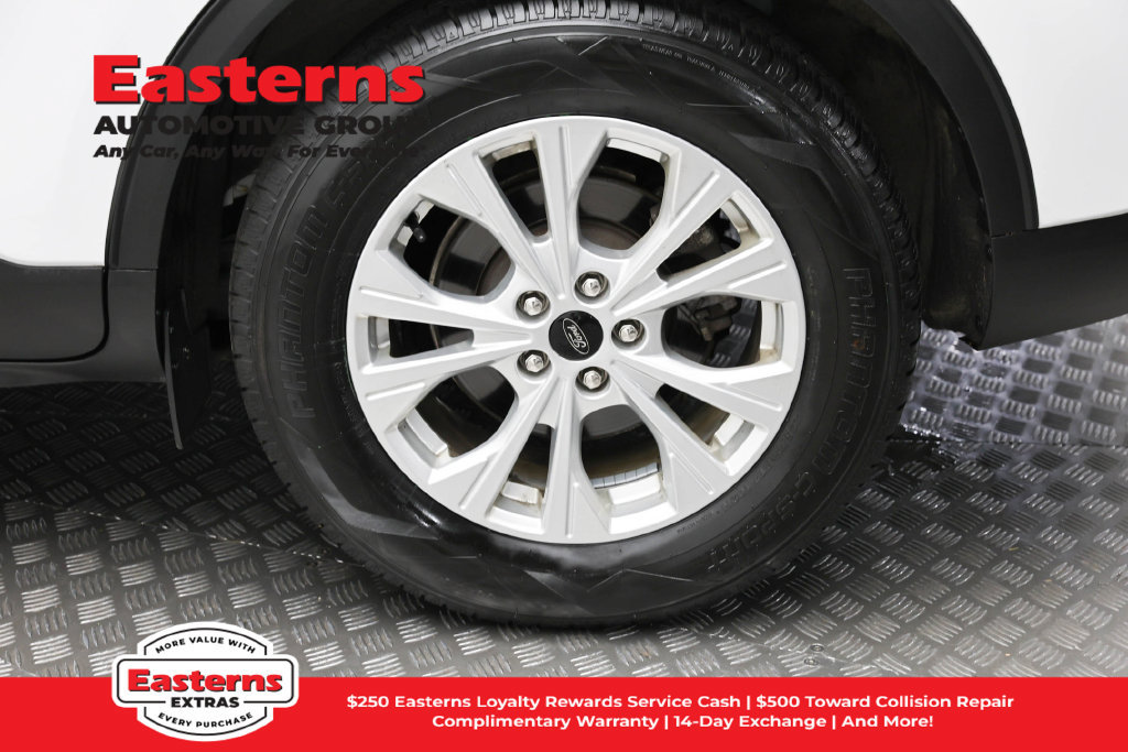 Used 2025 Ford Escape Active FWD image 9