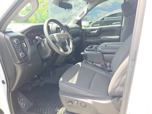 Used 2024 Chevrolet Silverado 1500 Custom w/ Dark Appearance Package AWD/4WD image 3