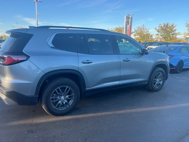 Used 2025 GMC Acadia Elevation AWD/4WD image 6