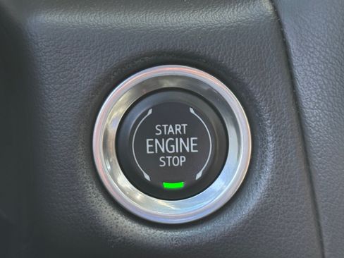 Used 2021 GMC Yukon AT4 w/ AT4 Premium Package AWD/4WD image 28