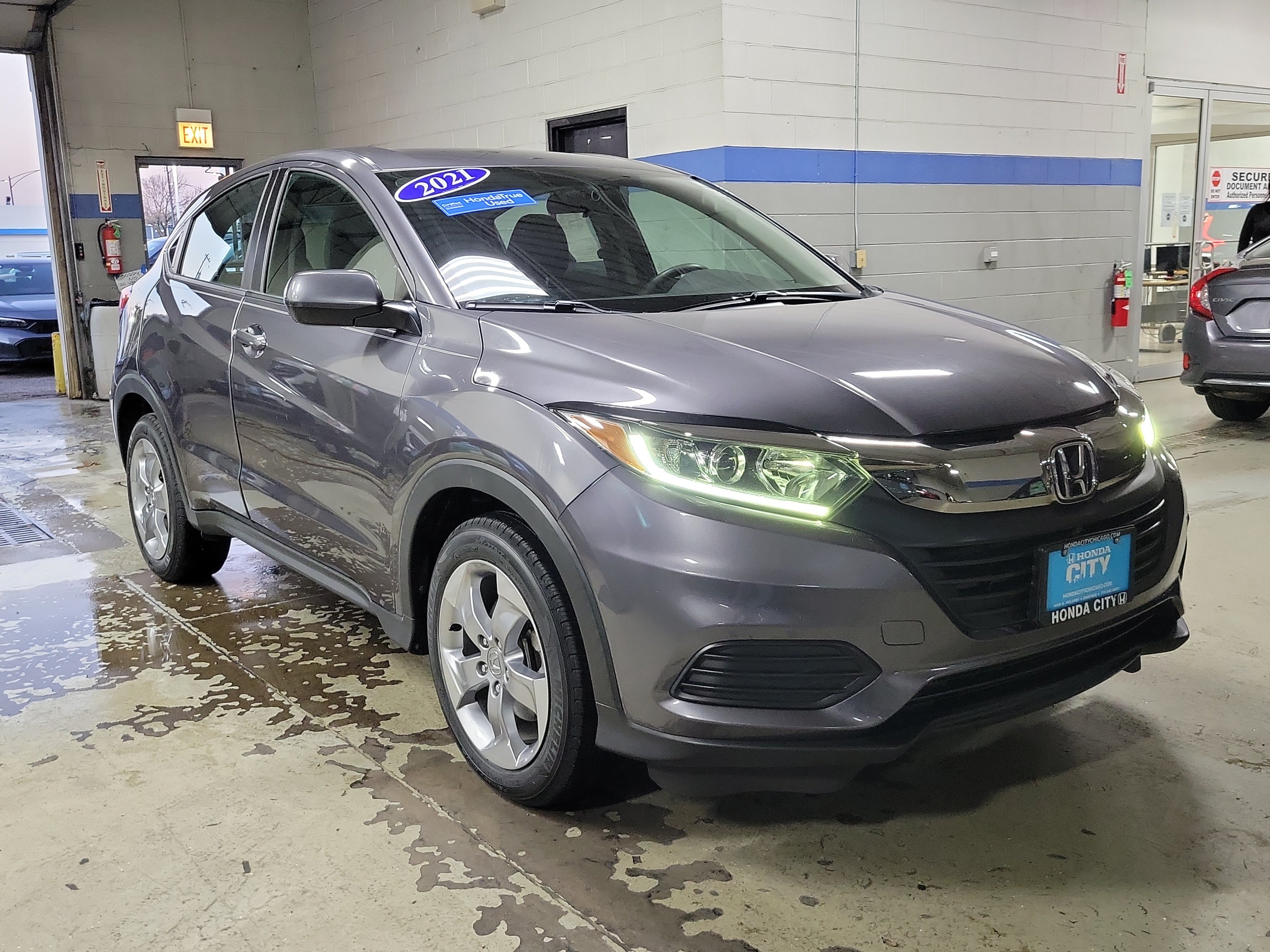 Certified 2021 Honda HR-V LX image 31