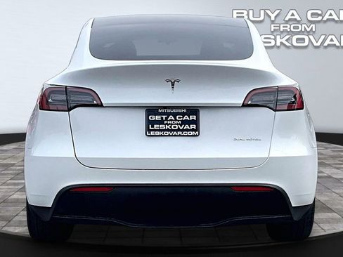 Used 2023 Tesla Model Y Long Range image 4