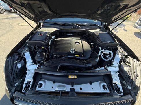 Used 2022 Mercedes-Benz GLC 300 4MATIC image 21
