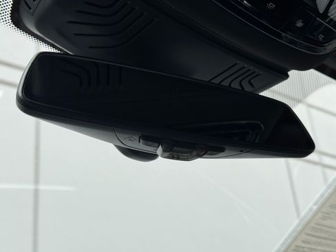 Used 2019 BMW 740i RWD image 36