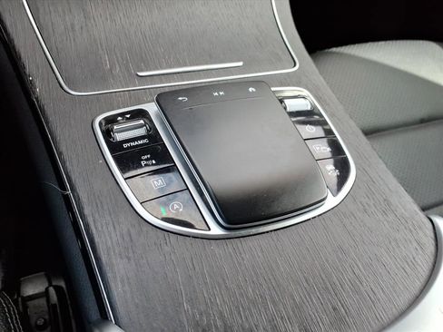 Used 2022 Mercedes-Benz GLC 300 4MATIC image 15
