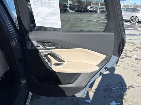 Used 2025 BMW X1 xDrive28i w/ Technology Package image 39