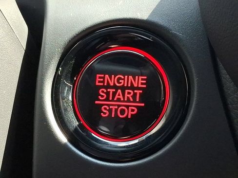 Used 2025 Honda HR-V Sport image 22