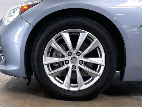 Used 2015 INFINITI Q50 Premium w/ Navigation Package RWD image 11