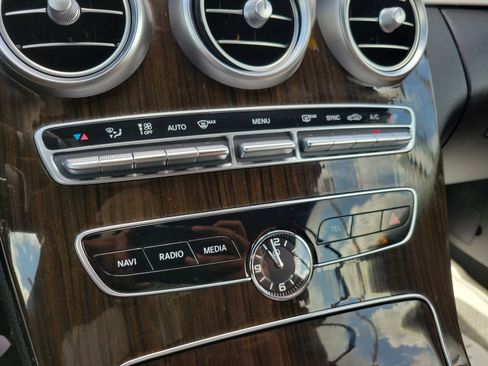 Used 2020 Mercedes-Benz C 300 Cabriolet image 26