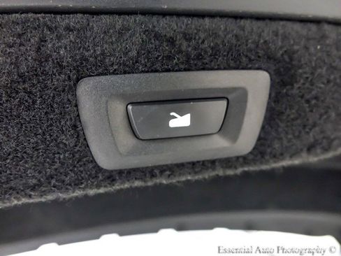 Used 2024 Lucid Air Touring image 26