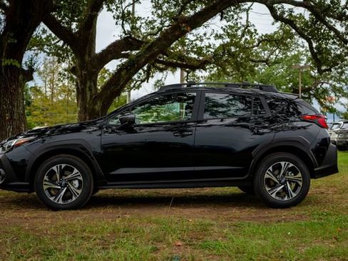 New 2026 Subaru Crosstrek 2.0i Premium image 2