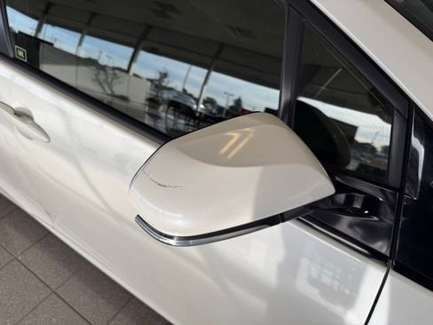 Used 2018 Toyota Prius Two w/ Prius Two Safety Plus Package image 11