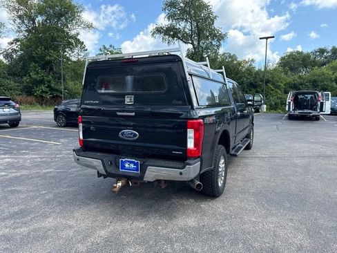 Used 2017 Ford F250 XLT w/ XLT Premium Package AWD/4WD image 12