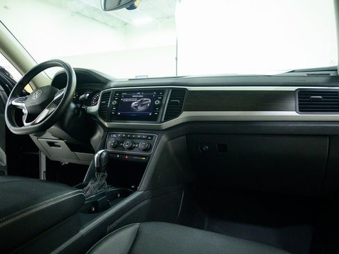 Used 2021 Volkswagen Atlas SE image 14