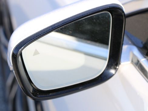 Used 2022 BMW M850i xDrive Coupe image 15