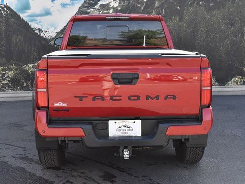 Used 2025 Toyota Tacoma TRD Off-Road image 11