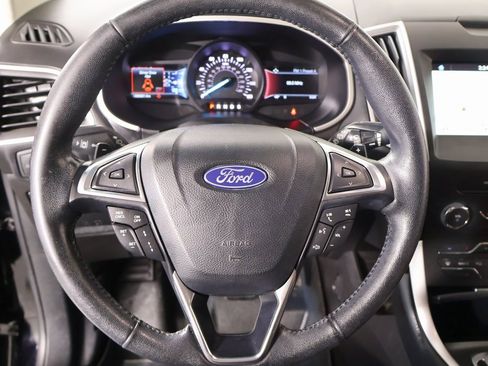 Used 2018 Ford Edge SEL w/ Equipment Group 201A image 3