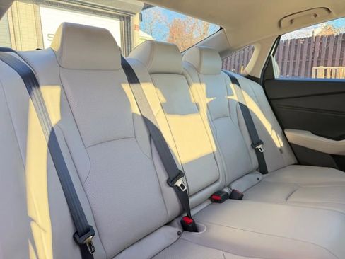 Used 2023 Honda Accord Touring image 23