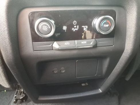 Used 2026 Buick Enclave Preferred FWD image 23