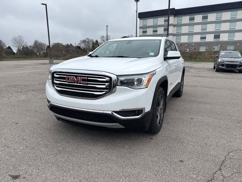 Used 2017 GMC Acadia SLT AWD/4WD image 7